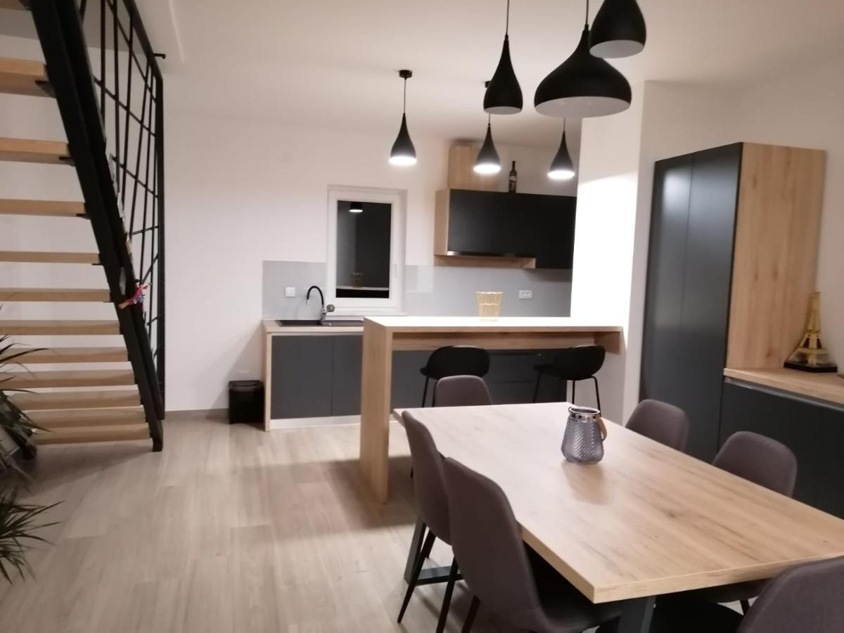Brand New Apartment In มาลินสกา ภายนอก รูปภาพ