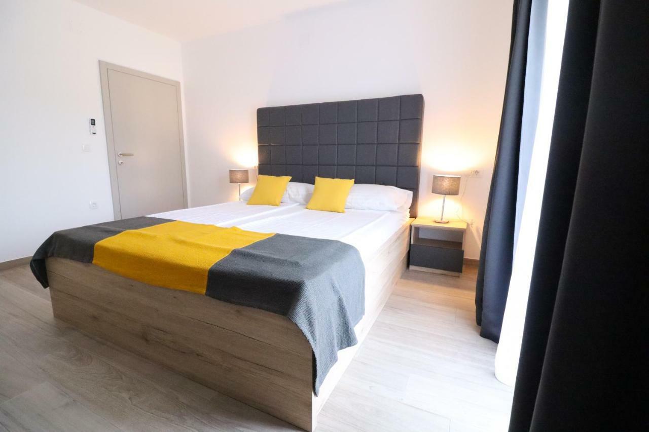 Brand New Apartment In มาลินสกา ภายนอก รูปภาพ