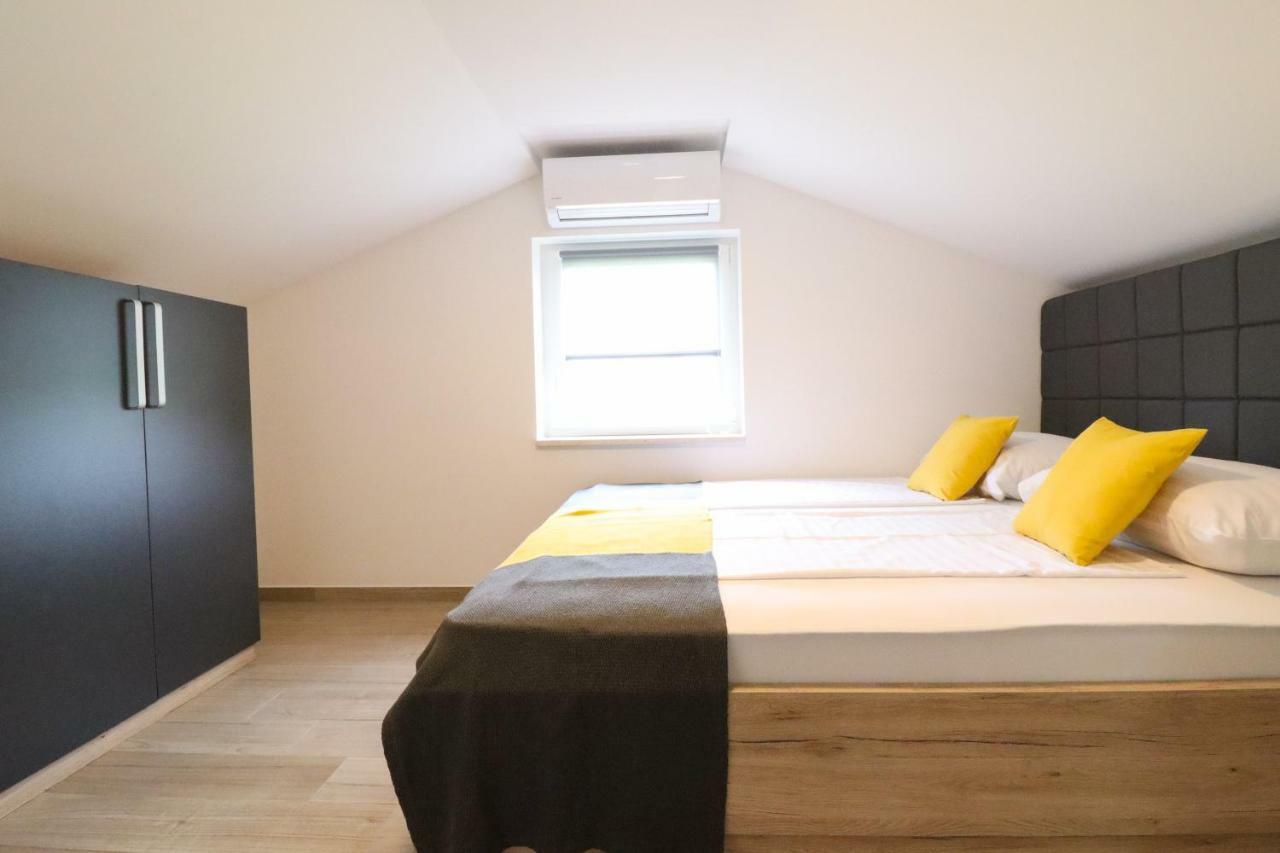 Brand New Apartment In มาลินสกา ภายนอก รูปภาพ