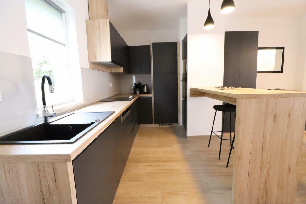 Brand New Apartment In มาลินสกา ภายนอก รูปภาพ